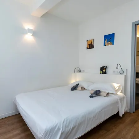 T1 Et T2, Quartier Citadelle, St Francois