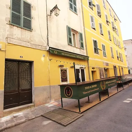 Appartement T1 Et T2, Quartier Citadelle, St Francois